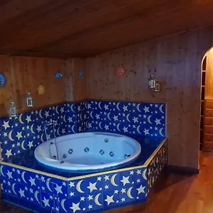Atico En Triana Con Terraza 36m2 Y Jacuzzi Apartamento Sevilla
